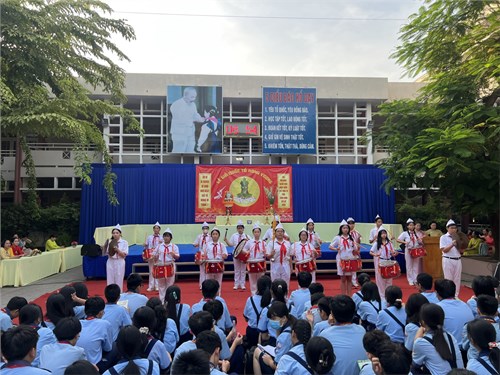 Trường THCS Phạm Văn Chiêu tổ chức Lễ giỗ Tổ Hùng Vương năm học 2024-2025